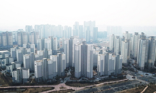 경기 화성 동탄신도시 한 아파트 단지 모습. <연합뉴스 제공>